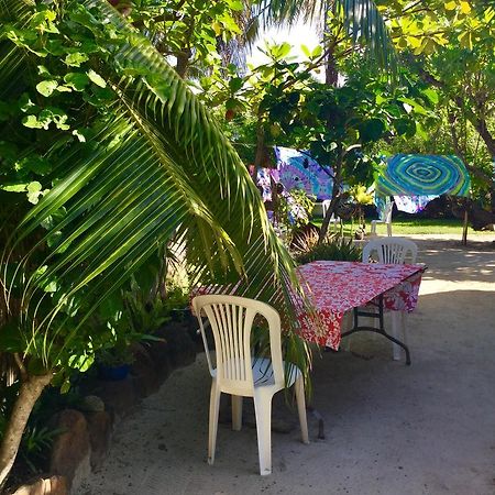 Fare Maeva Moorea Hotel Teavaro Exterior photo