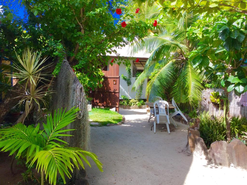 Fare Maeva Moorea Hotel Teavaro Exterior photo