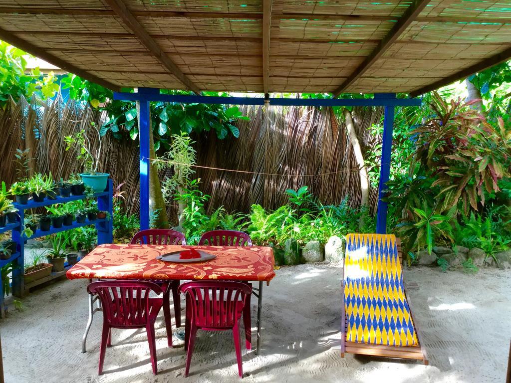 Fare Maeva Moorea Hotel Teavaro Exterior photo